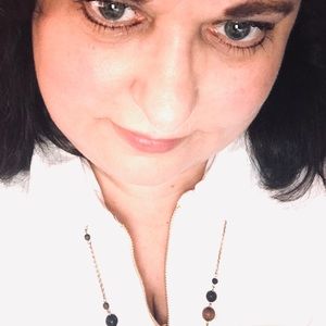 Meet your Posher, Rose